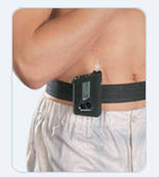 ACCU-CHEK Spirit/D Tron Tragegurt f.Bauch wei